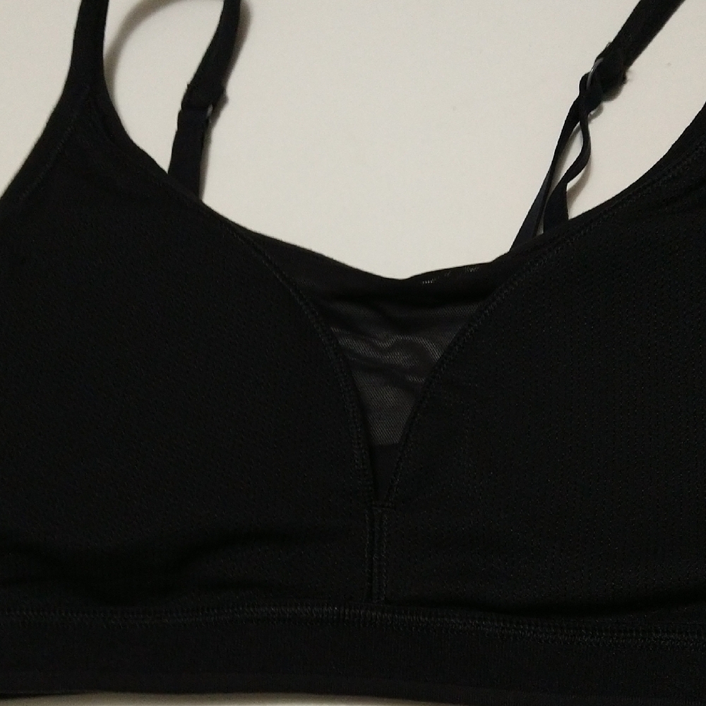 Athleta Black Women's Intimate Sports Bra W/Removable Pads Size S #1242 - Picture 9 of 11